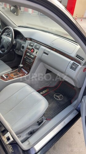 Mercedes E 200 2000, 259,000 km - 2.0 л - Bakı