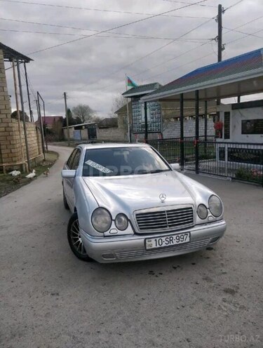 Mercedes E 320 1997, 600,000 km - 3.2 л - Salyan