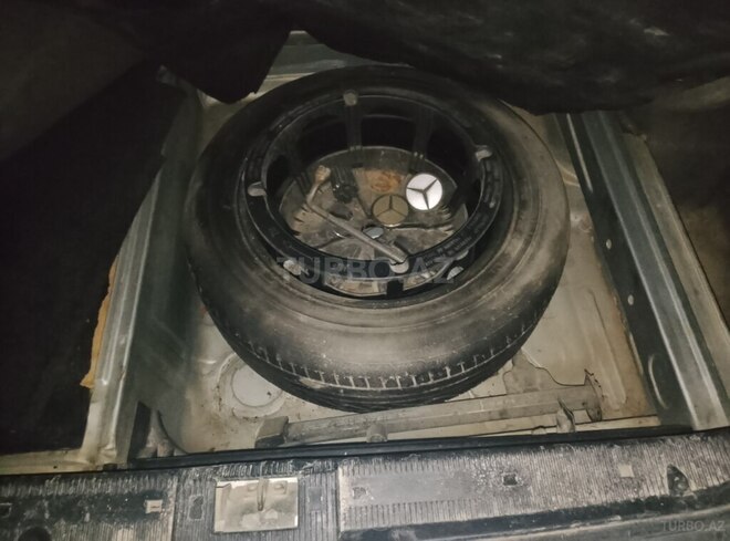 Mercedes E 320 1997, 600,000 km - 3.2 л - Salyan