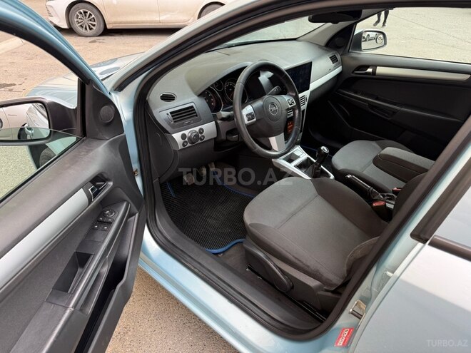 Opel Astra 2009, 242,000 km - 1.4 l - Sumqayıt