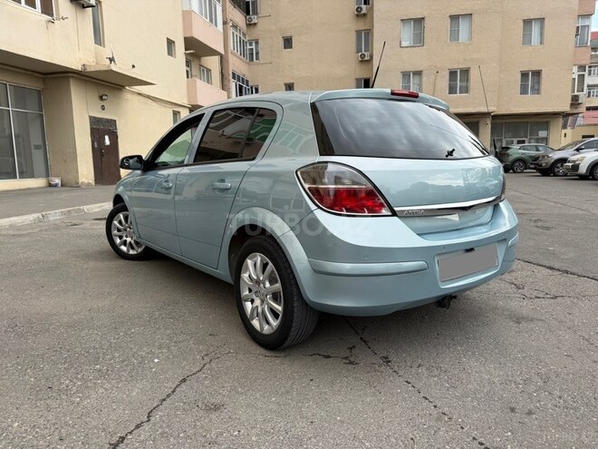 Opel Astra 2009, 242,000 km - 1.4 l - Sumqayıt