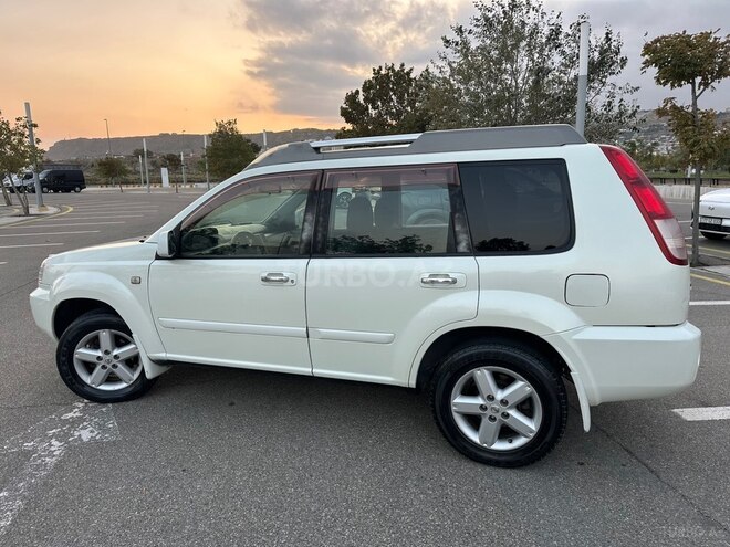 Nissan X-Trail 2003, 215,000 km - 2.0 l - Bakı