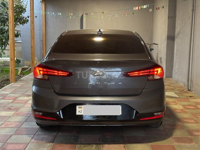 Hyundai Elantra 2019, 181,000 km - 2.0 л - Bakı