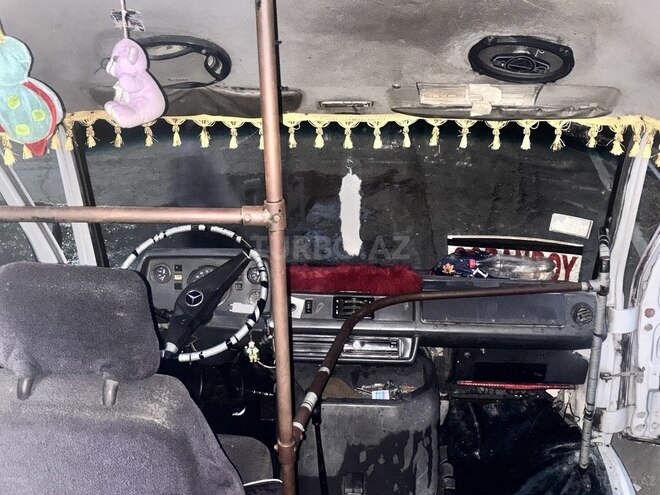 Mercedes 208 D 1994, 106,846 km - 2.9 л - Goranboy