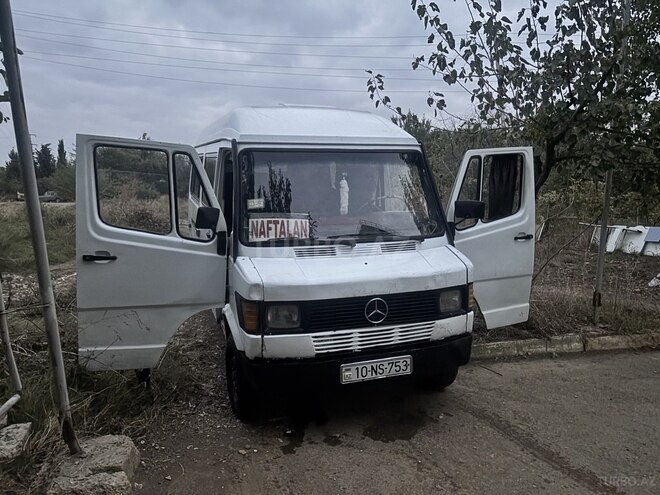 Mercedes 208 D 1994, 106,846 km - 2.9 л - Goranboy