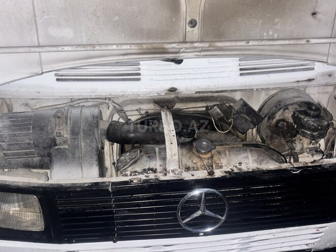 Mercedes 208 D 1994, 106,846 km - 2.9 л - Goranboy