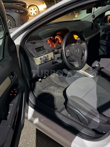 Opel Astra 2007, 370,000 km - 1.3 l - Bakı