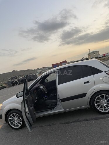 Kia Rio 2005, 230,000 km - 1.4 л - Bakı