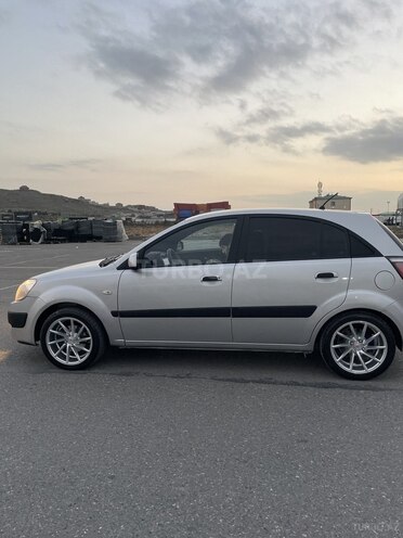 Kia Rio 2005, 230,000 km - 1.4 л - Bakı