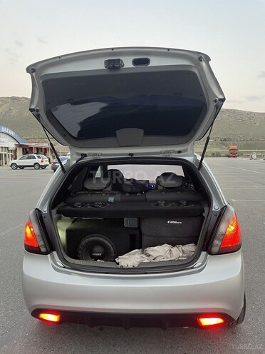 Kia Rio 2005, 230,000 km - 1.4 л - Bakı