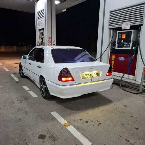 Mercedes C 230 1997, 287,000 km - 2.3 л - Neftçala