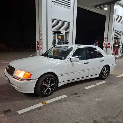 Mercedes C 230 1997, 287,000 km - 2.3 л - Neftçala