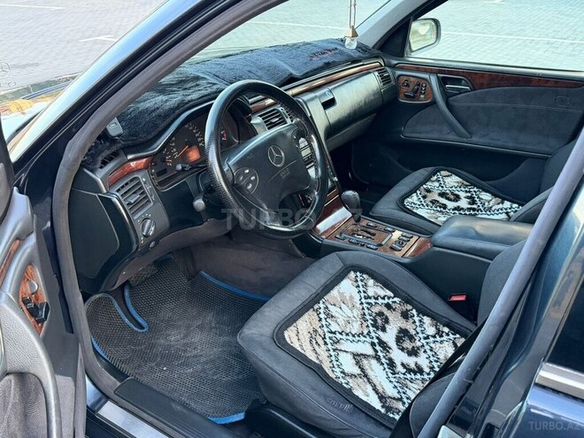 Mercedes E 240 2000, 548,000 km - 2.4 л - Gədəbəy