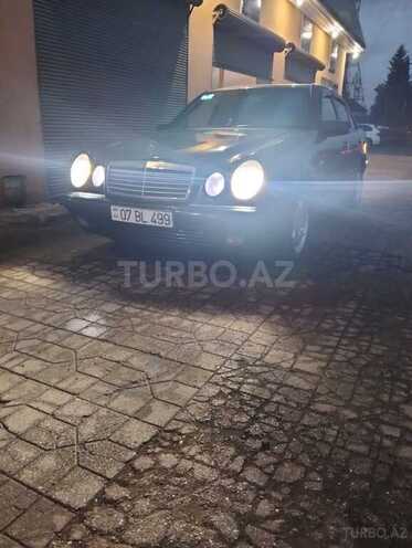 Mercedes E 200 1997, 658,966 km - 2.2 l - Astara