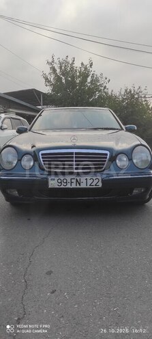 Mercedes E 220 2001, 335,705 km - 2.2 л - Gəncə