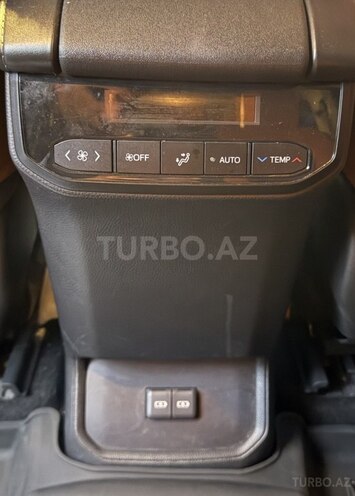 Toyota Highlander 2023, 67,000 km - 2.5 l - Bakı