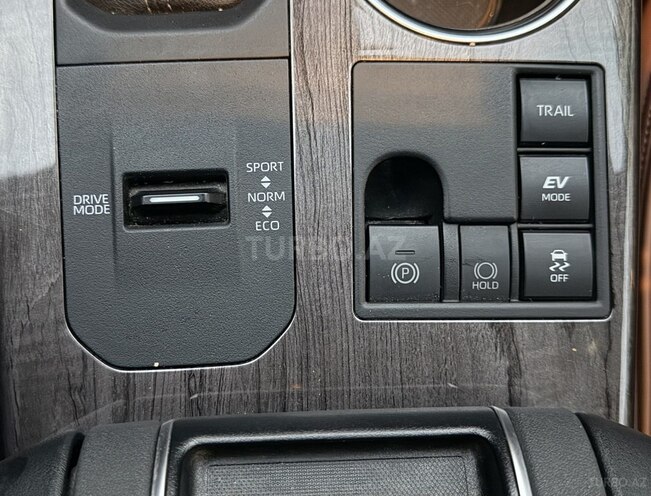 Toyota Highlander 2023, 67,000 km - 2.5 l - Bakı