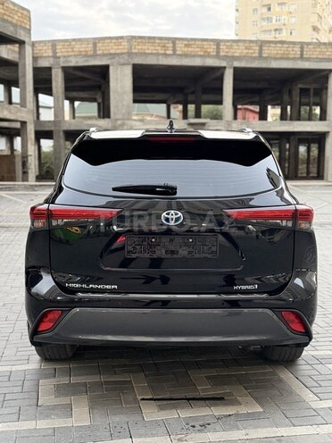 Toyota Highlander 2023, 67,000 km - 2.5 l - Bakı