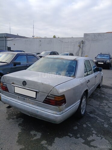 Mercedes E 300 1994, 535,000 km - 3.0 l - Bakı