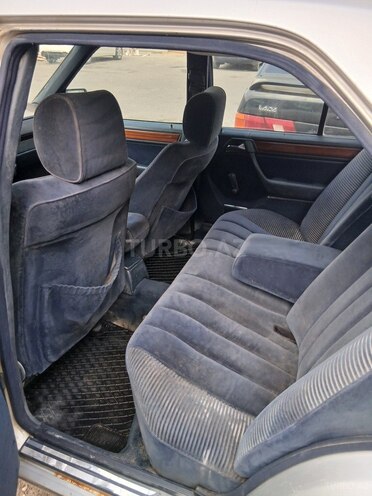 Mercedes E 300 1994, 535,000 km - 3.0 l - Bakı