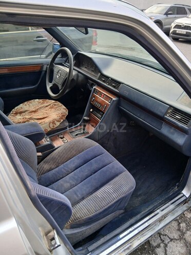 Mercedes E 300 1994, 535,000 km - 3.0 l - Bakı