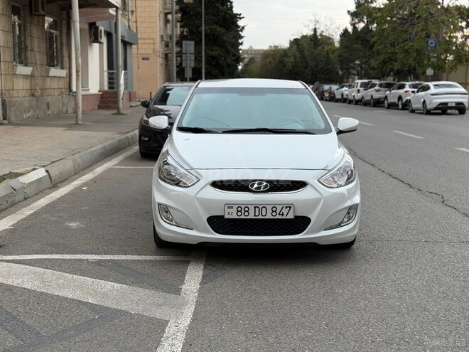 Hyundai Accent 2017, 127,500 km - 1.4 л - Bakı