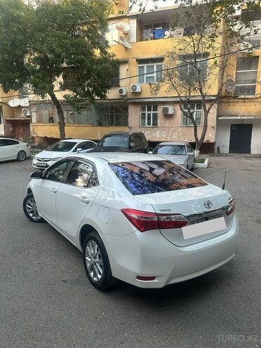 Toyota Corolla 2014, 193,000 km - 1.6 l - Bakı