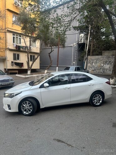 Toyota Corolla 2014, 193,000 km - 1.6 l - Bakı