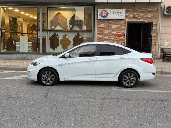 Hyundai Accent 2017, 127,500 km - 1.4 л - Bakı