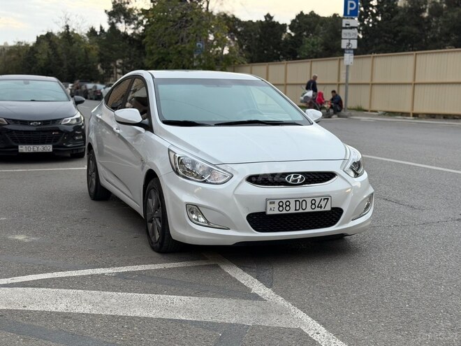 Hyundai Accent 2017, 127,500 km - 1.4 л - Bakı