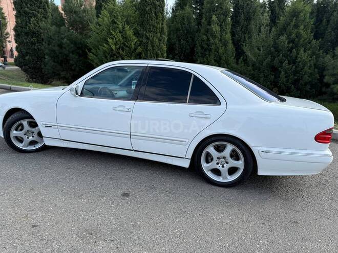 Mercedes E 240 2001, 296,000 km - 2.6 л - Bərdə