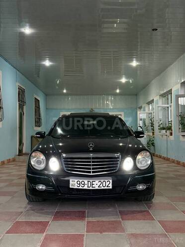 Mercedes E 240 2003, 295,000 km - 2.6 l - Bakı