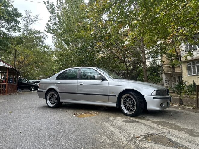 BMW 525 2001, 348,000 km - 2.5 l - Bakı