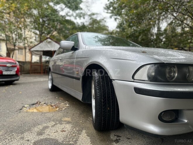 BMW 525 2001, 348,000 km - 2.5 l - Bakı