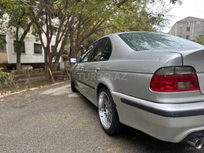 BMW 525 2001, 348,000 km - 2.5 l - Bakı
