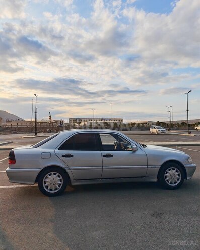 Mercedes C 180 1996, 254,000 km - 1.8 l - Bakı