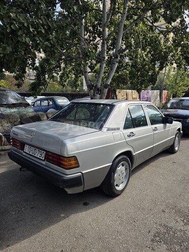 Mercedes 190 1989, 243,800 km - 2.0 l - Bakı