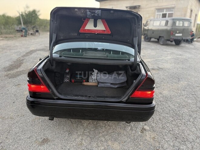 Mercedes C 220 1996, 331,000 km - 2.2 l - Bakı