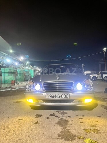Mercedes E 220 2000, 449,568 km - 2.2 l - Bakı