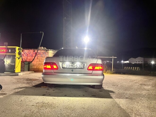Mercedes E 220 2000, 449,568 km - 2.2 l - Bakı