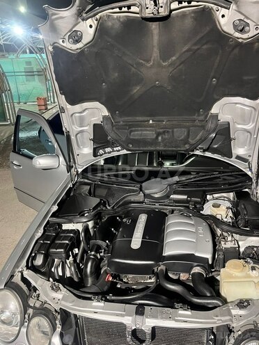 Mercedes E 220 2000, 449,568 km - 2.2 l - Bakı