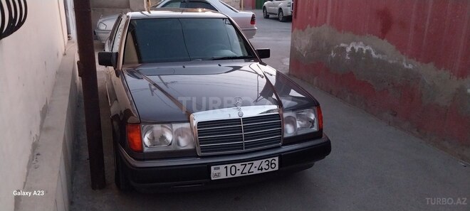 Mercedes 220 E 1993, 425,000 km - 2.2 l - Sumqayıt