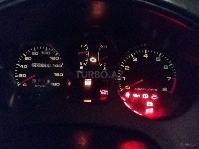 Toyota RAV4 1996, 278,838 km - 2.0 l - Lerik