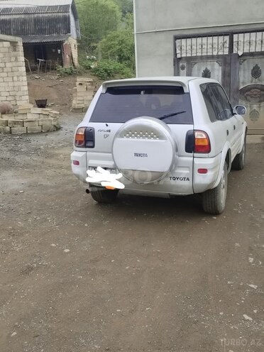 Toyota RAV4 1996, 278,838 km - 2.0 l - Lerik
