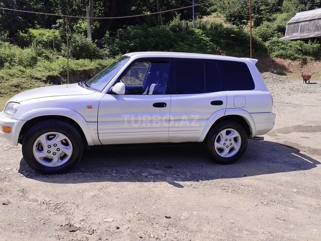 Toyota RAV4 1996, 278,838 km - 2.0 l - Lerik
