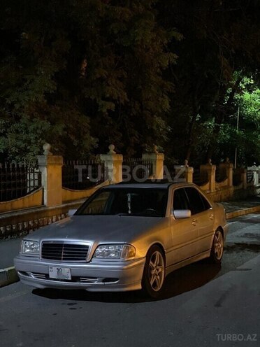 Mercedes C 230 2000, 360,000 km - 2.3 l - Zaqatala