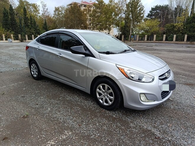Hyundai Accent 2015, 238,917 km - 1.6 л - Yevlax