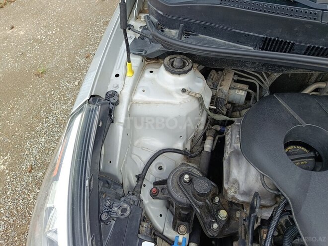 Hyundai Accent 2015, 238,917 km - 1.6 л - Yevlax