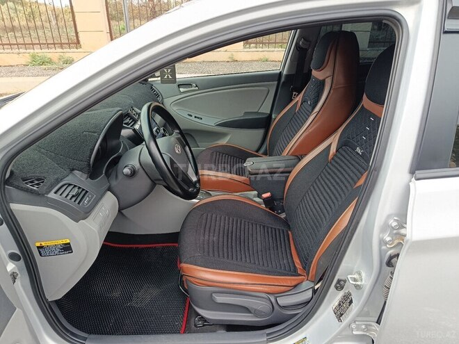 Hyundai Accent 2015, 238,917 km - 1.6 л - Yevlax
