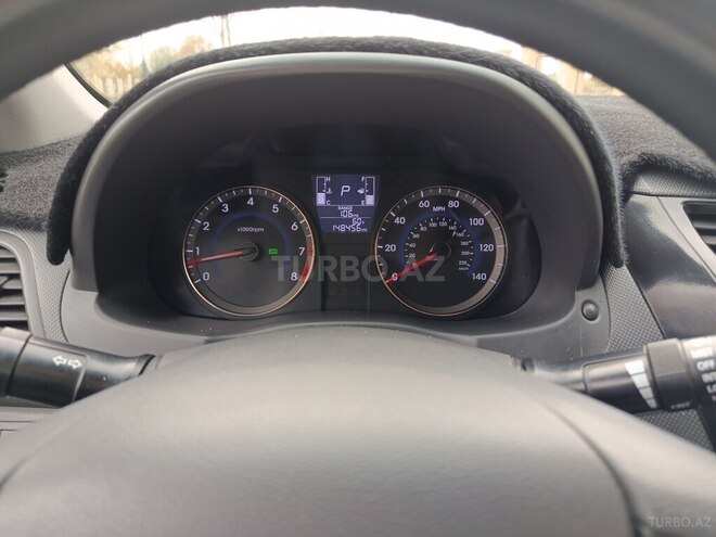 Hyundai Accent 2015, 238,917 km - 1.6 л - Yevlax